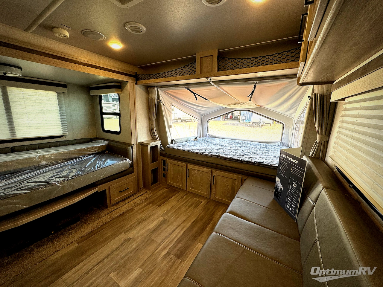 2022 Forest River Rockwood Roo 233S Photo 4