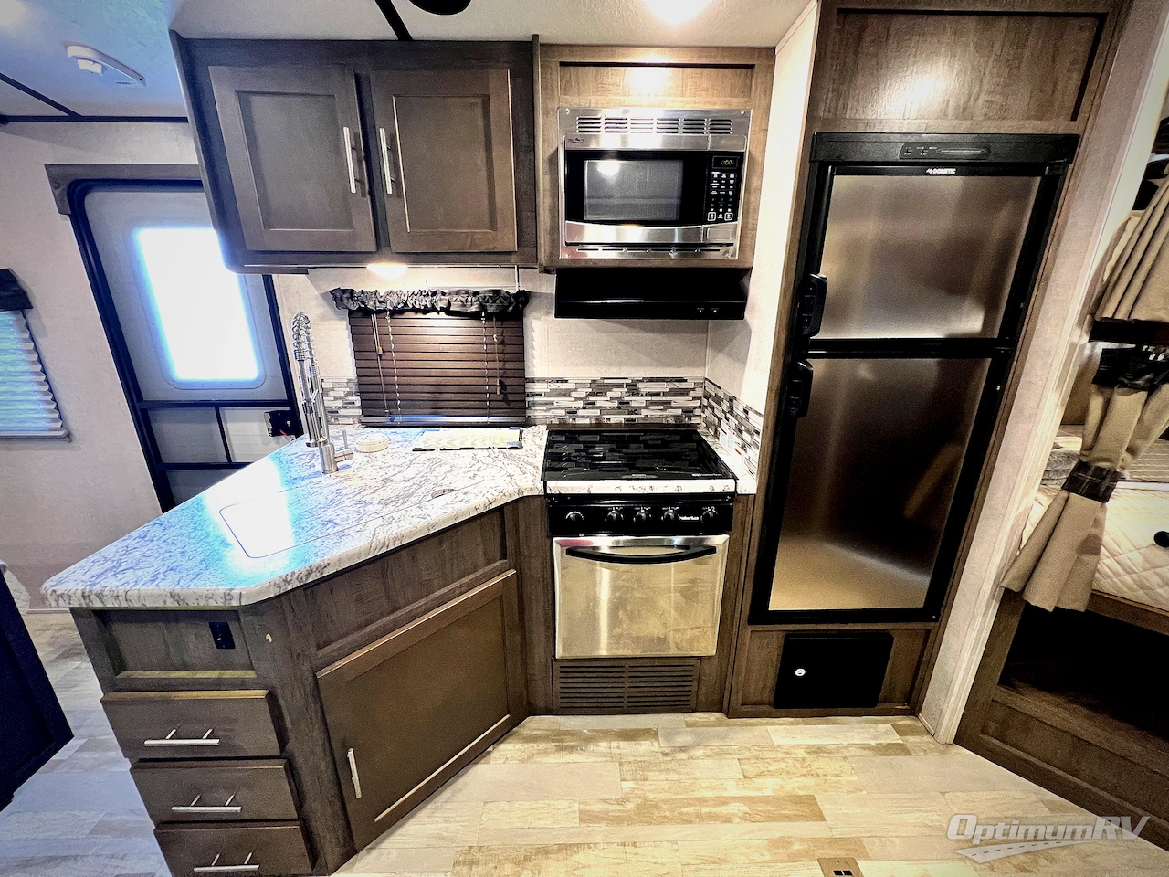 2018 Forest River Surveyor 245BHS Photo 6