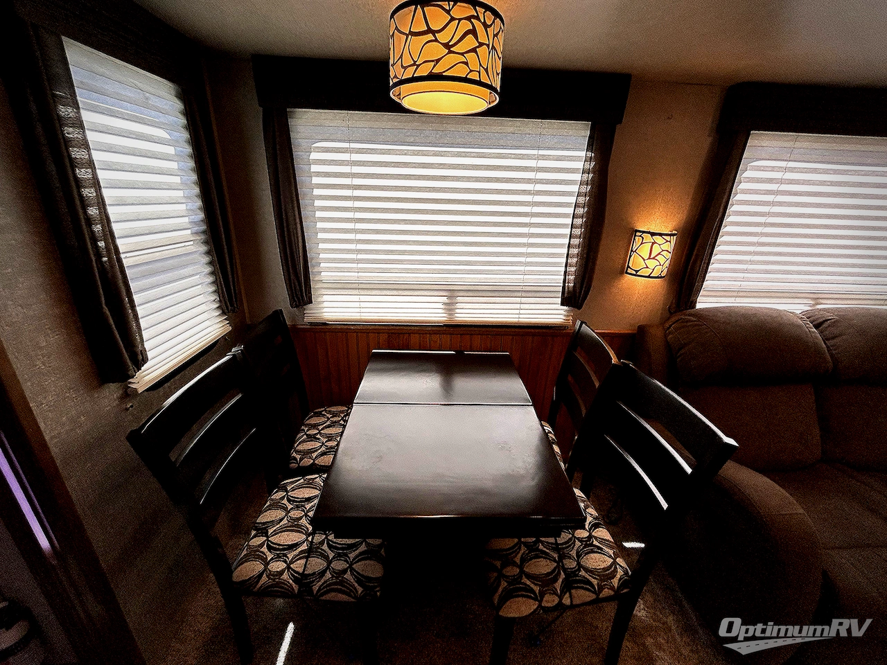 2017 Heartland Sundance 3280RES Photo 17