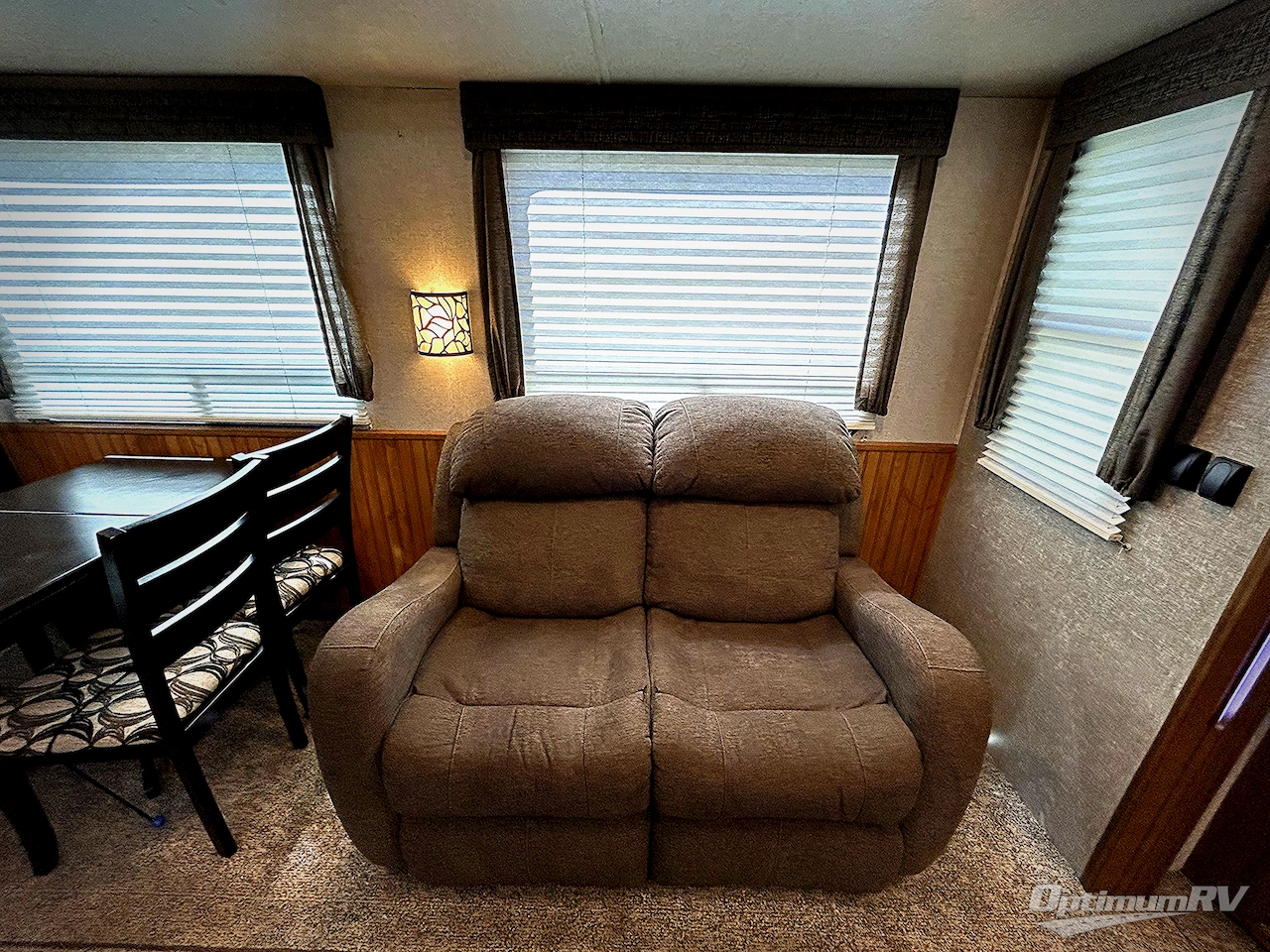 2017 Heartland Sundance 3280RES Photo 18