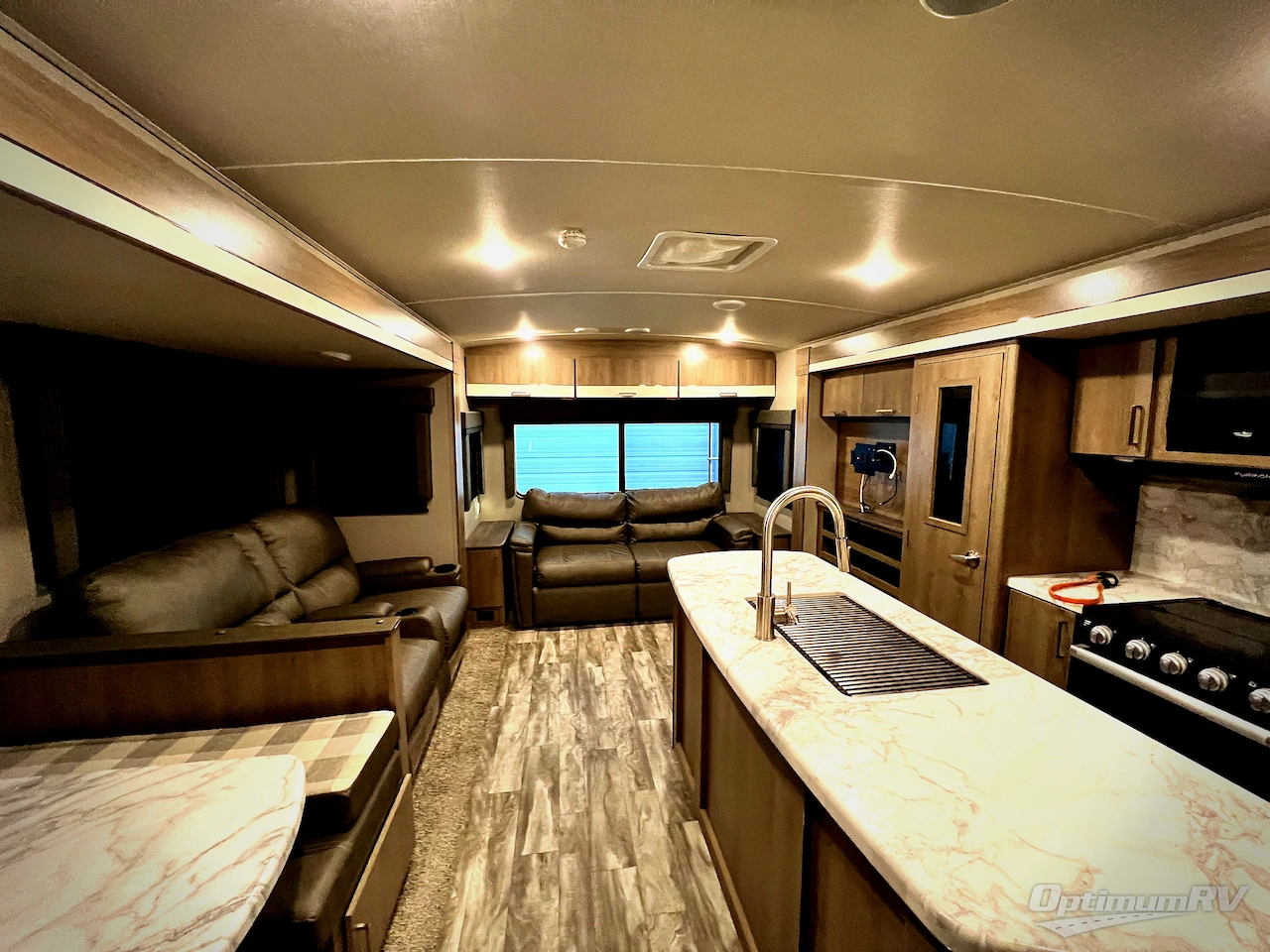 2022 Grand Design Imagine 2970RL Photo 2