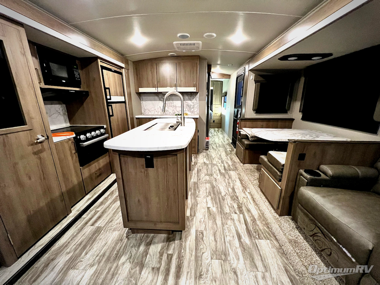 2022 Grand Design Imagine 2970RL Photo 3