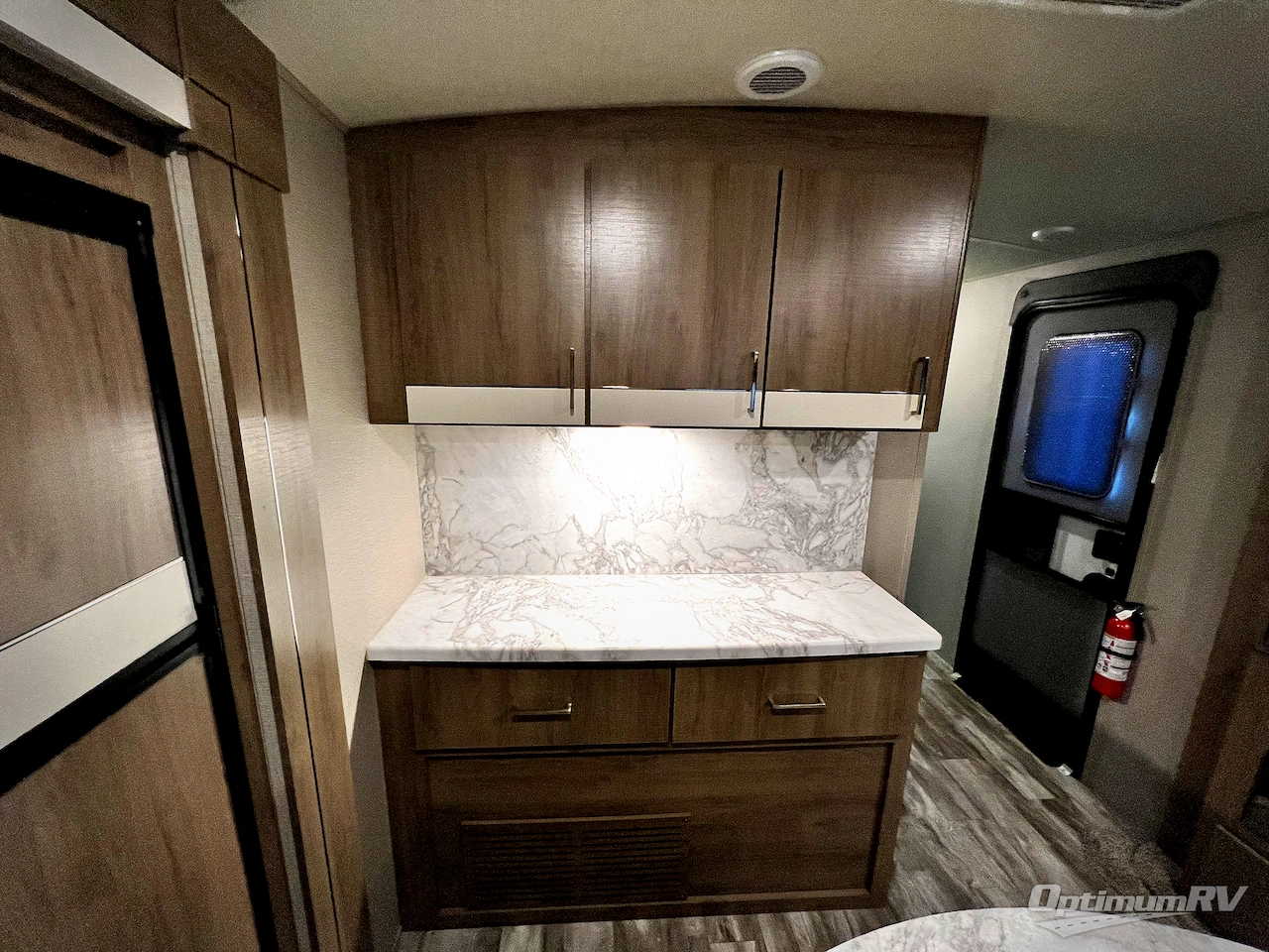 2022 Grand Design Imagine 2970RL Photo 5