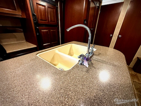 2015 Forest River Rockwood Ultra Lite 2910TS RV Photo 3
