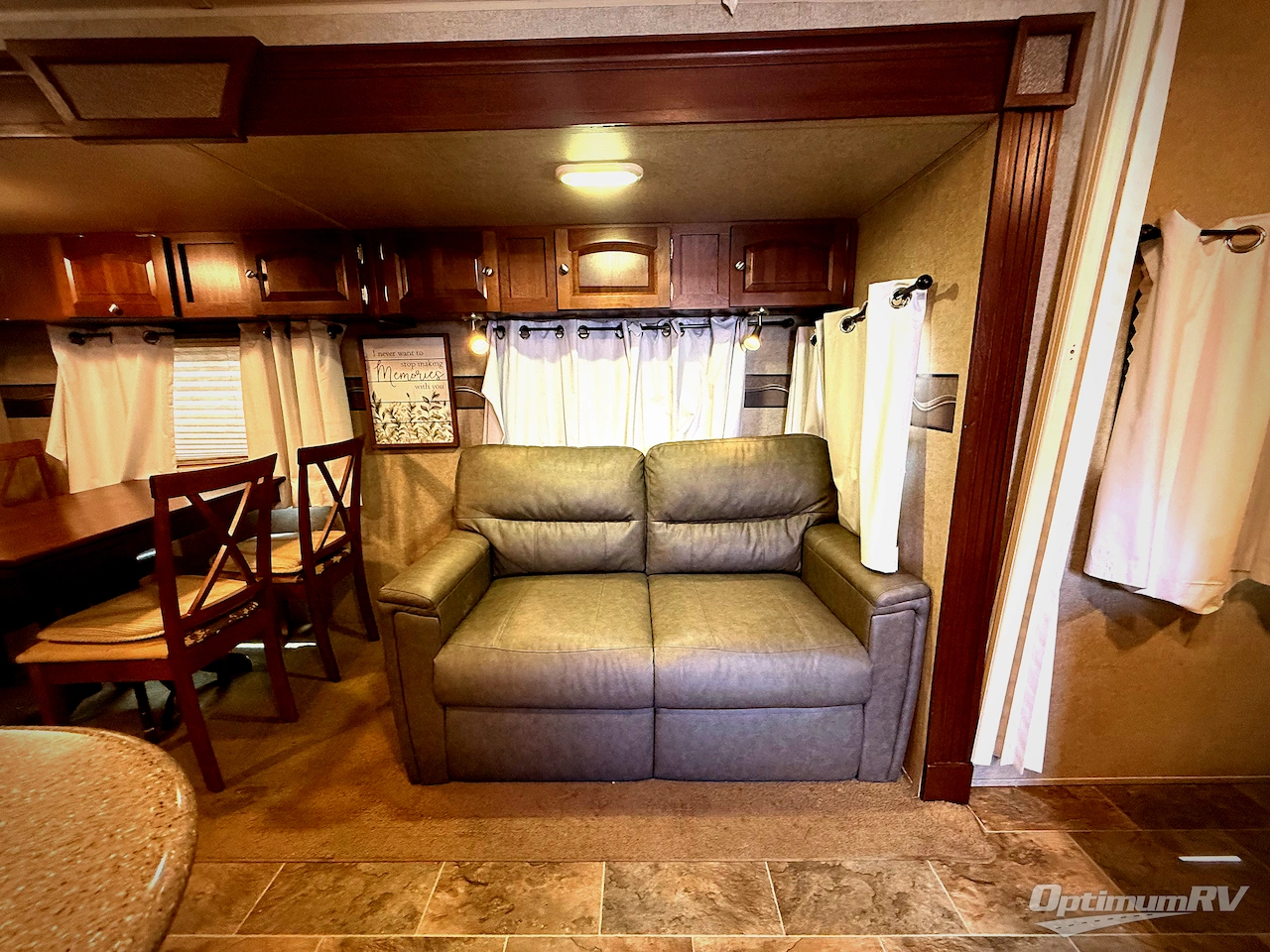 2015 Forest River Rockwood Ultra Lite 2910TS Photo 10