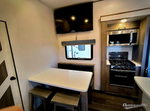 2022 Heartland ElkRidge 37DRB RV Photo 2