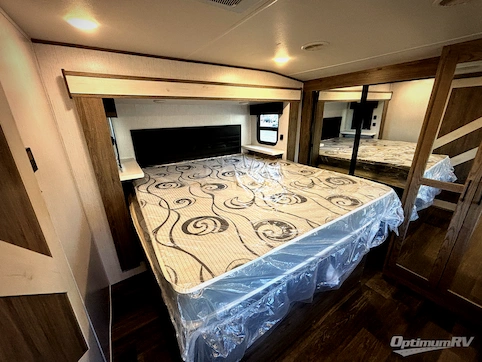 2022 Heartland ElkRidge 37DRB RV Photo 4