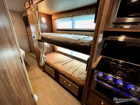 2020 Entegra Odyssey 31F RV Photo 3