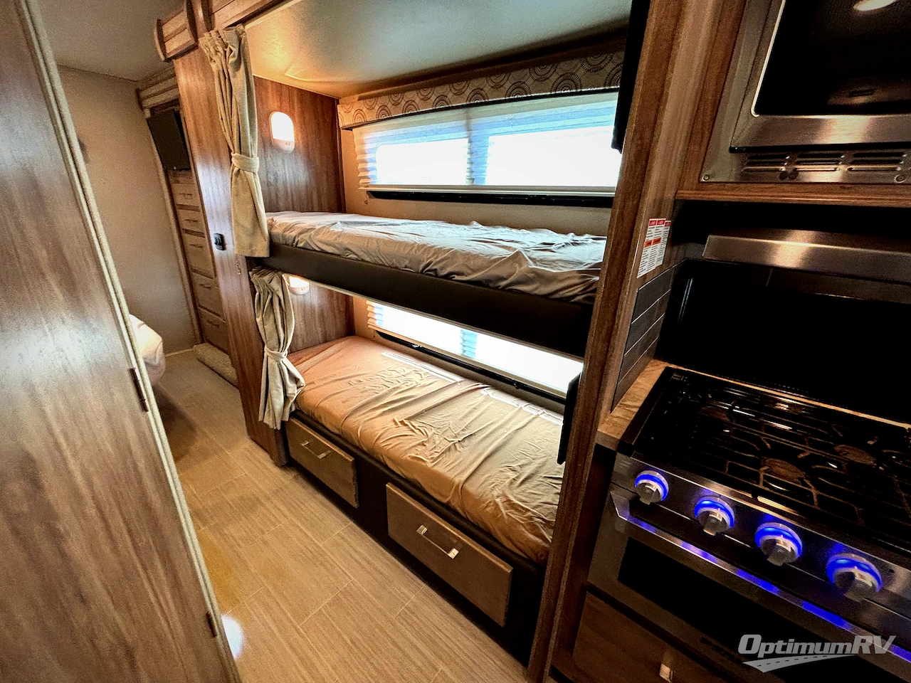 2020 Entegra Odyssey 31F Photo 17