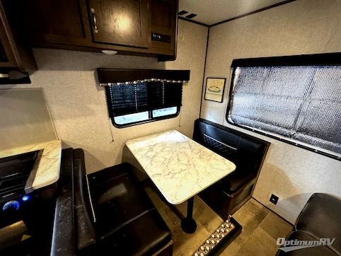 2021 Dutchmen Coleman Lantern LT Series 202RD RV Photo 4