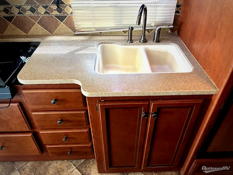2014 Thor Windsport 27K RV Photo 3