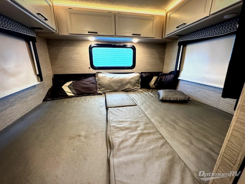 2021 Thor Axis 24.1 RV Photo 4
