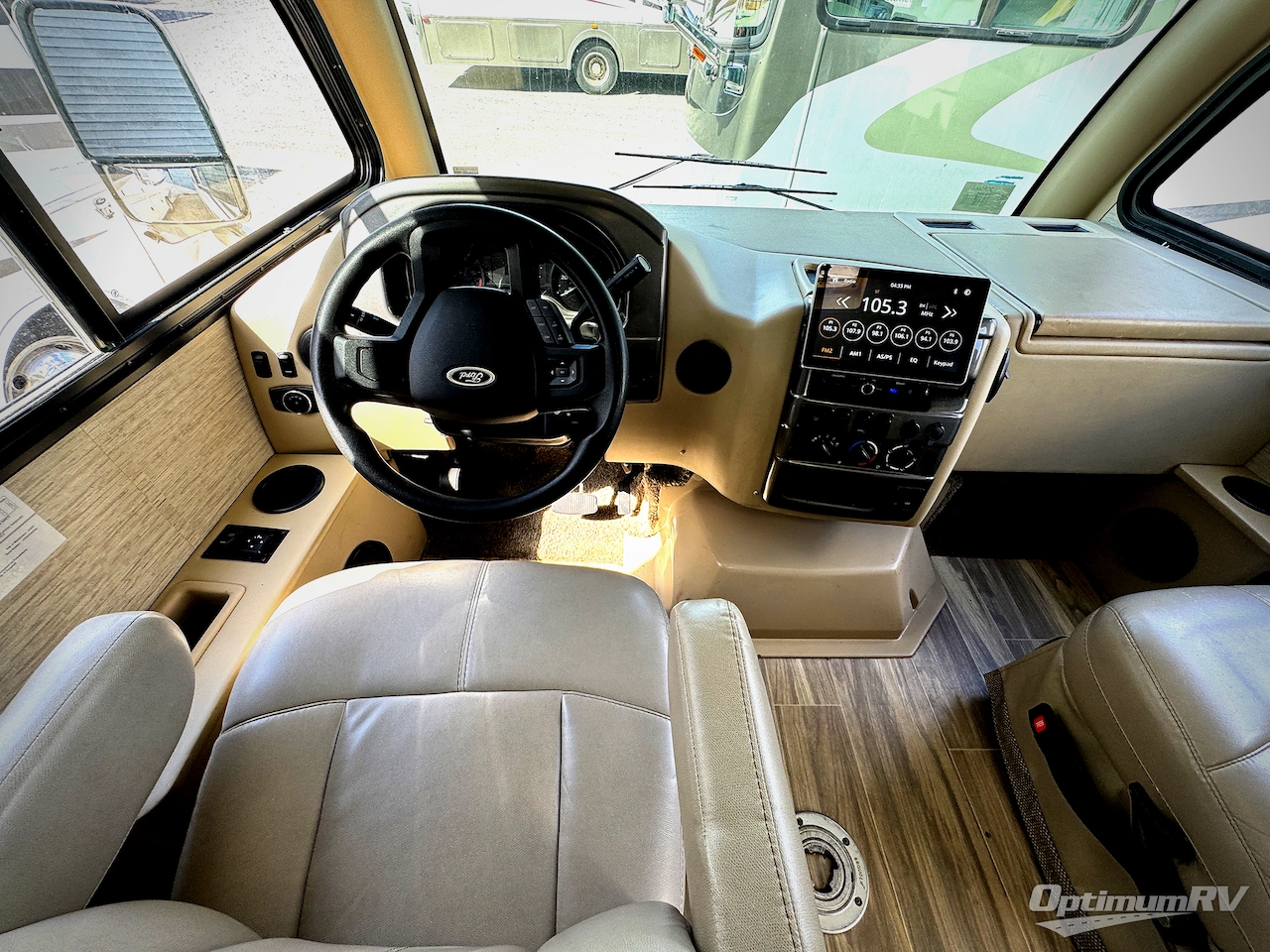 2021 Thor Axis 24.1 Photo 5