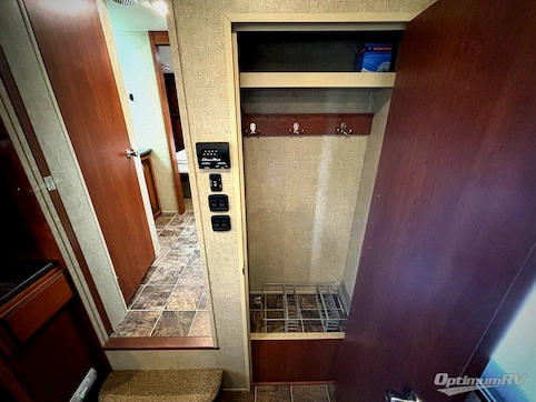 2014 KZ Durango 1500 D2857 RV Photo 3