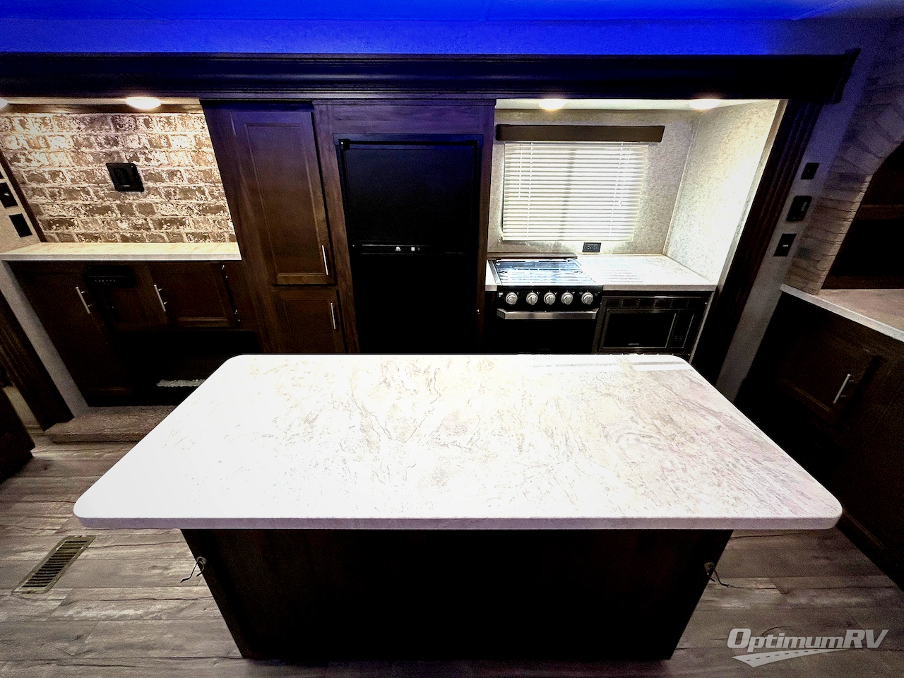 2019 Forest River Cherokee 304R Photo 6