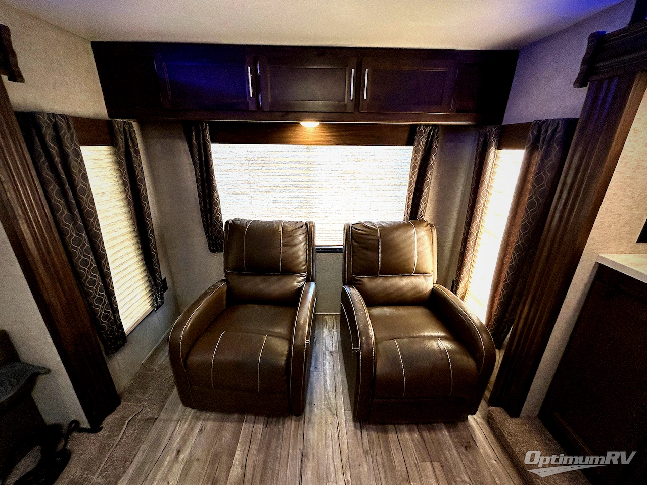 2019 Forest River Cherokee 304R Photo 17