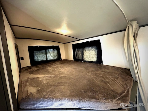 2022 Keystone Bullet 250BHS RV Photo 3