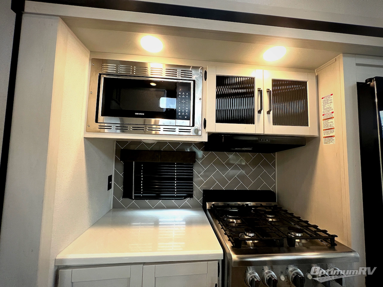 2025 Palomino Puma Destination 402LFT Photo 13