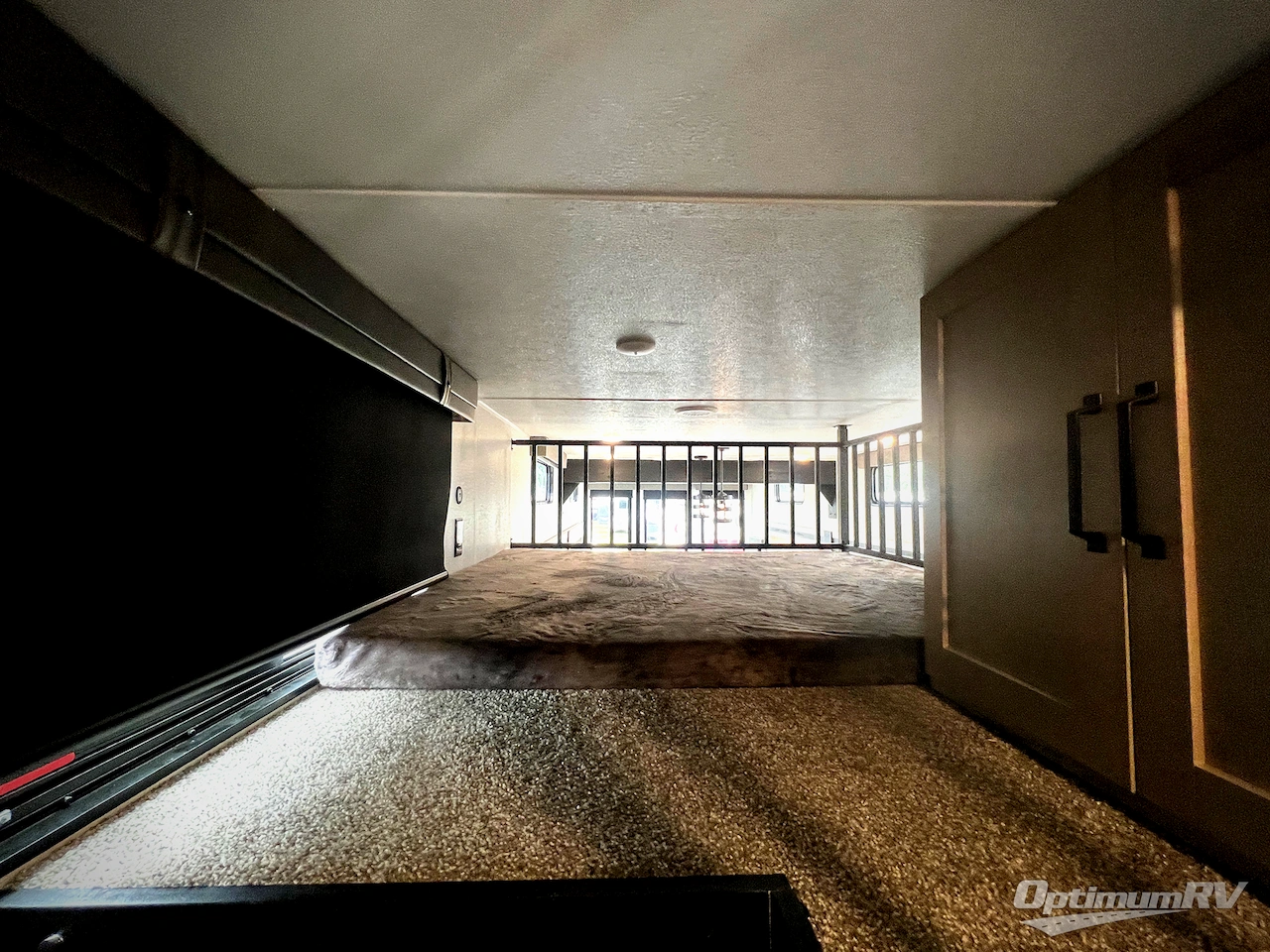 2025 Palomino Puma Destination 402LFT Photo 18