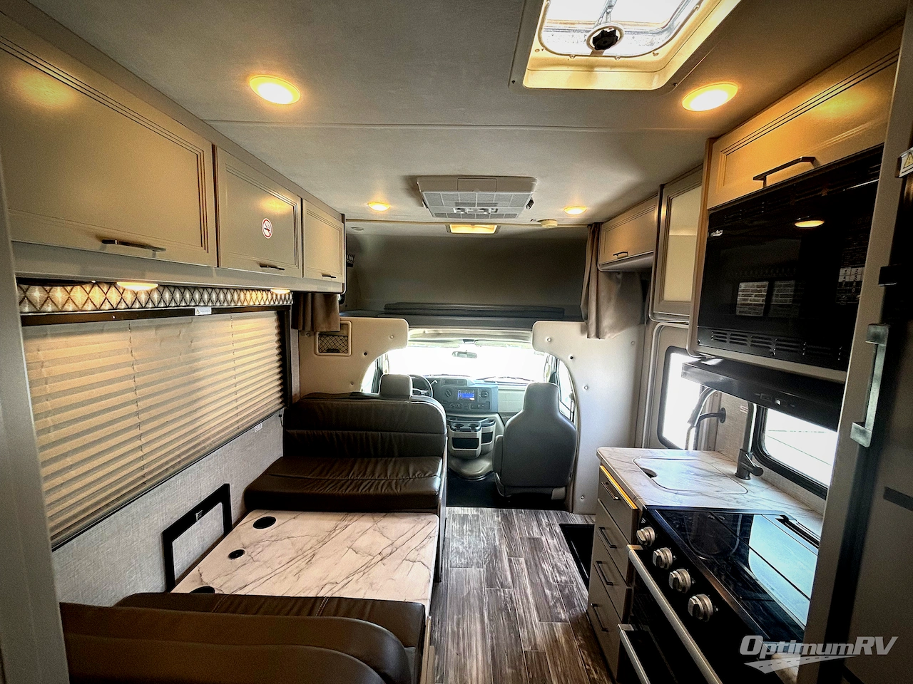 2024 Thor Four Winds 22E Photo 6