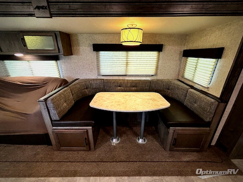 2020 Coachmen Apex Ultra-Lite 279RLSS RV Photo 4