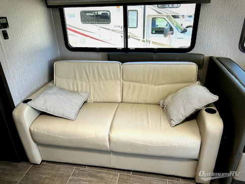 2021 Coachmen Mirada 35ES RV Photo 2