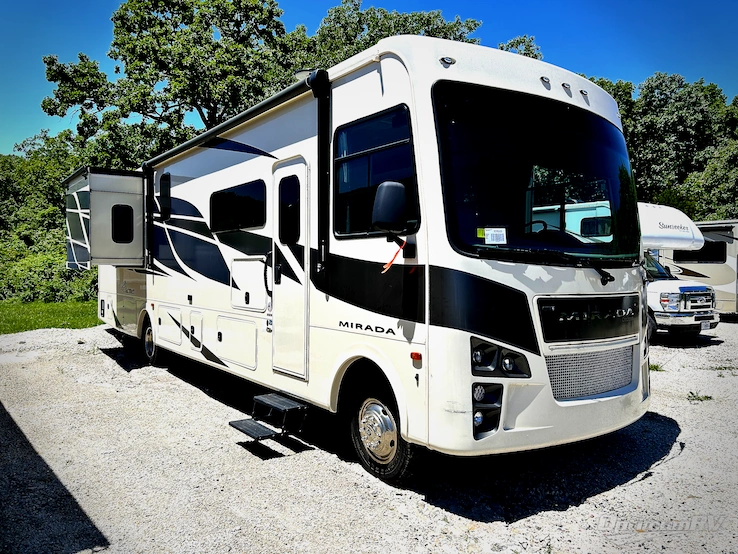2021 Coachmen Mirada 35ES RV Photo 1