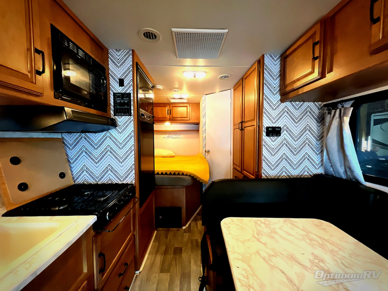 2016 Itasca Spirit 22R Photo 2
