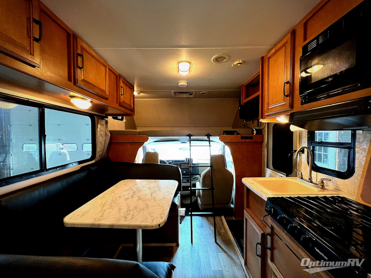 2016 Itasca Spirit 22R Photo 3