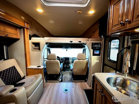 2018 Thor Synergy TT24 RV Photo 2