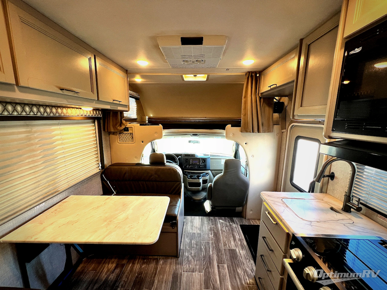 2024 Thor Four Winds 22E Photo 5