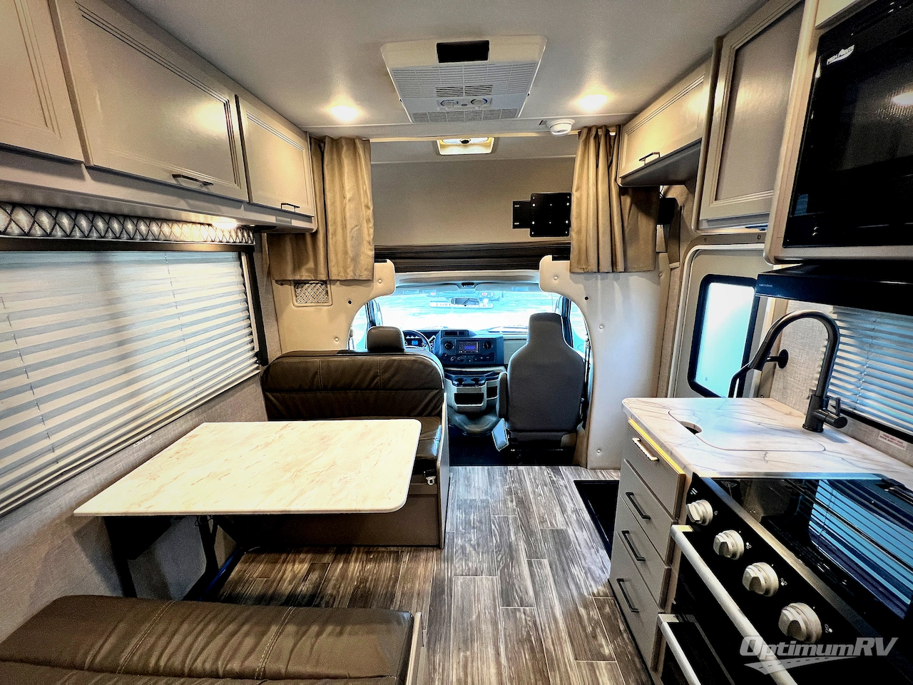 2024 Thor Four Winds 22E Photo 5