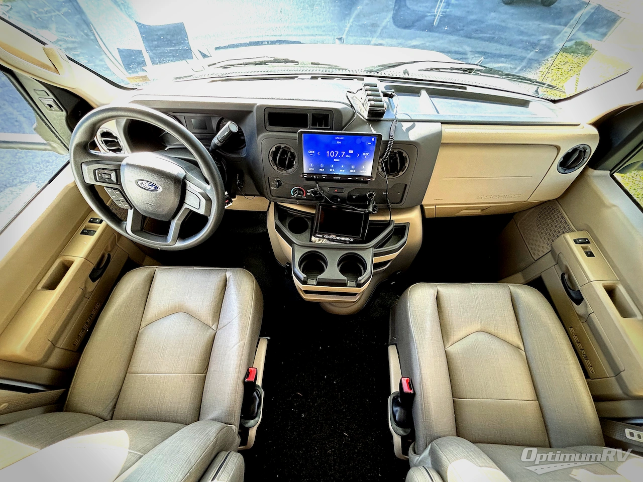 2022 Entegra Odyssey 26M Photo 7