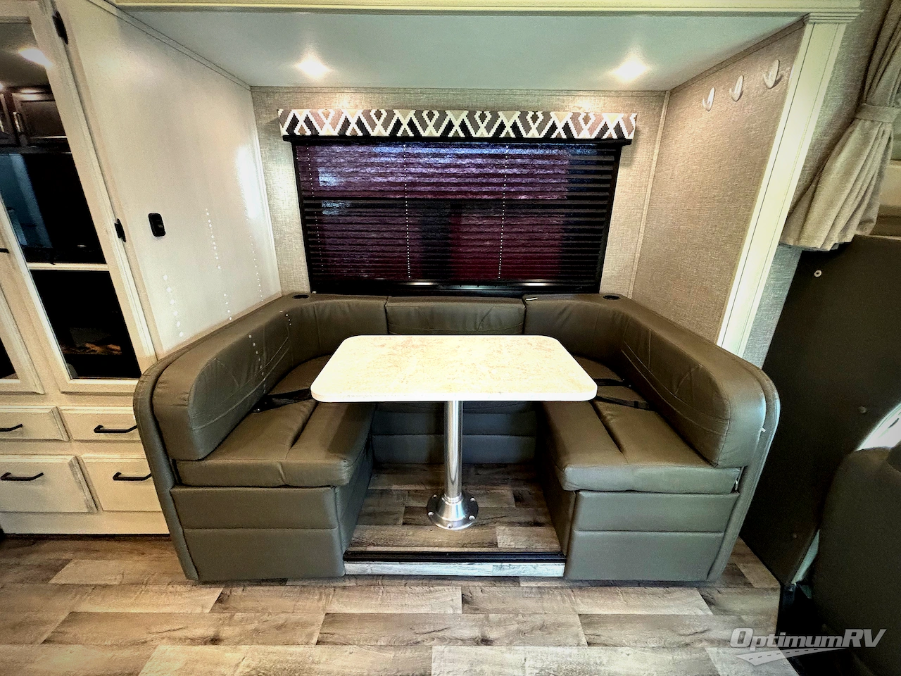 2022 Entegra Odyssey 26M Photo 12