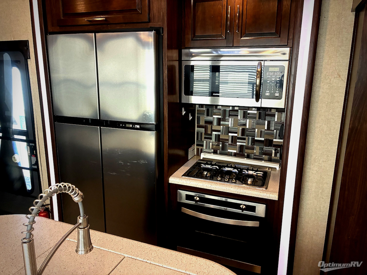 2017 Heartland Cyclone 4250 Photo 7