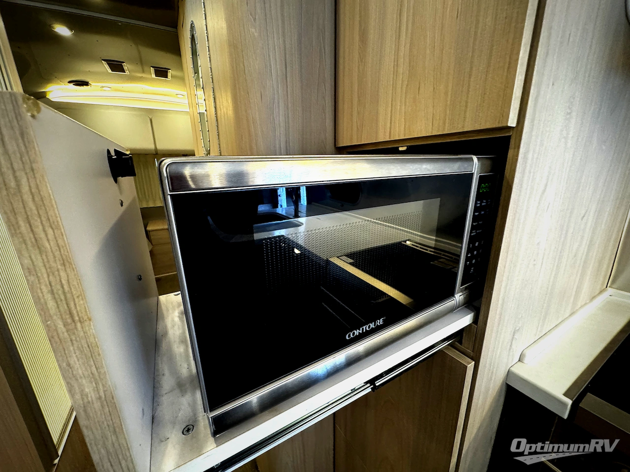 2022 Airstream Globetrotter 27FB Photo 7