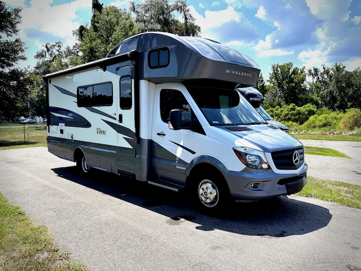 2018 Winnebago View 24D RV Photo 1