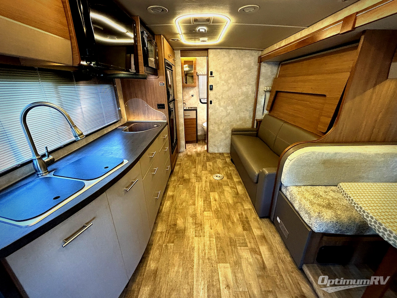 2018 Winnebago View 24D Photo 4