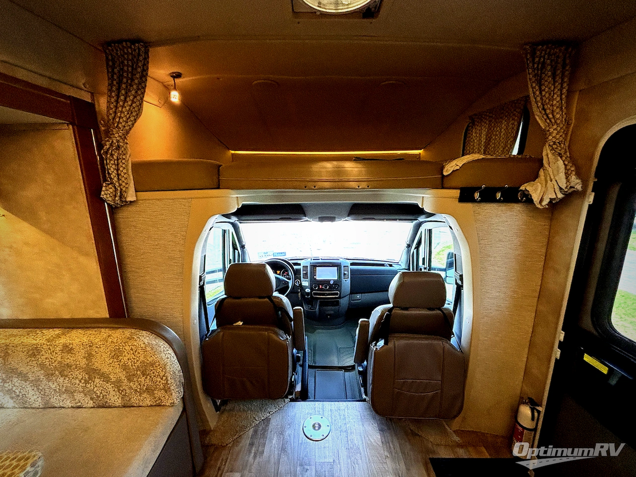 2018 Winnebago View 24D Photo 10