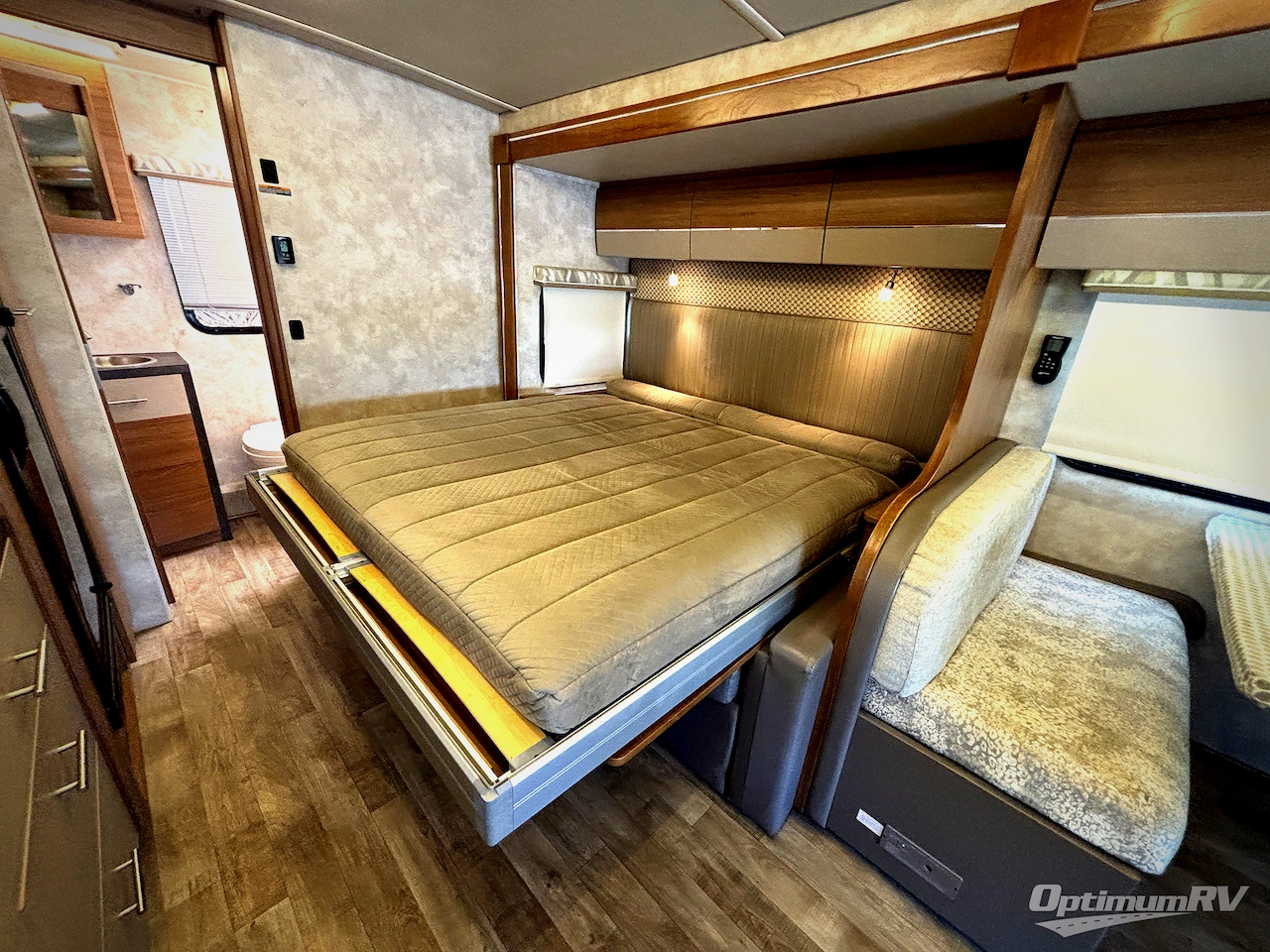 2018 Winnebago View 24D Photo 15