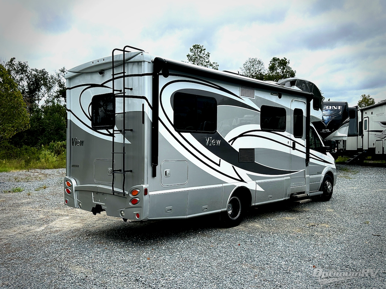 2016 Winnebago View 24V Photo 2