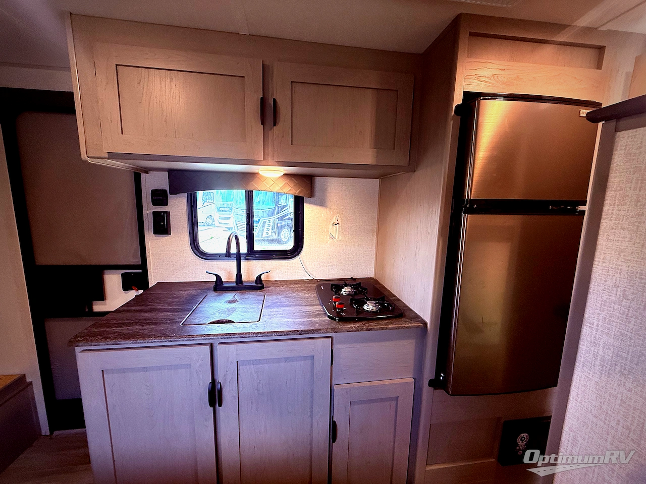 2024 Viking Saga 17SBH Photo 9