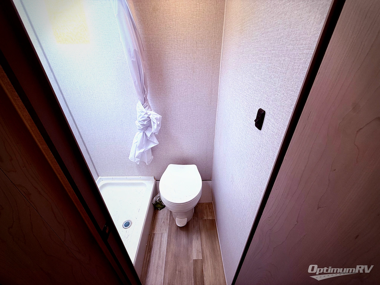 2024 Viking Saga 17SBH Photo 12