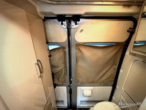 2022 Thor Tellaro 20K RV Photo 4