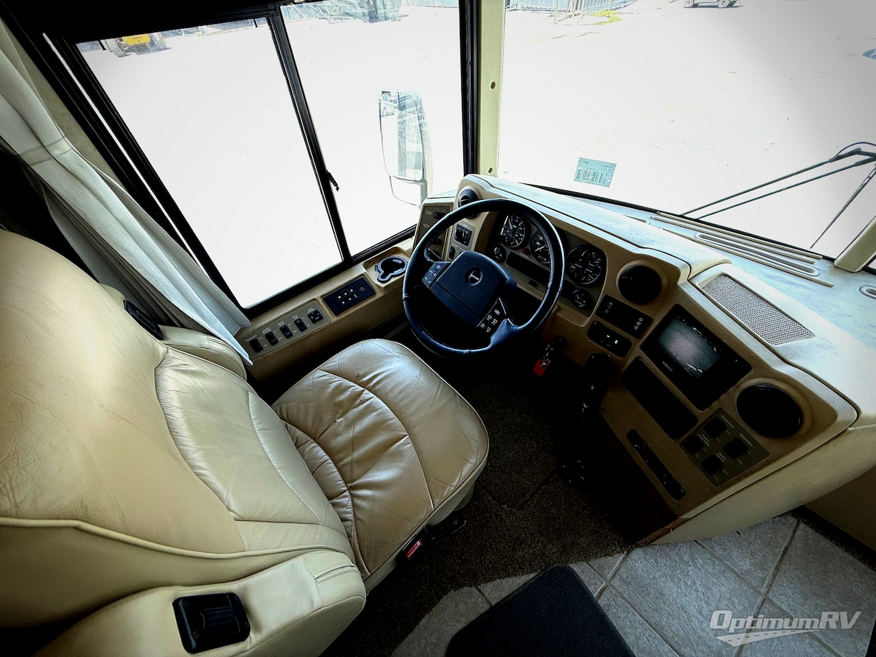 2005 Winnebago Vectra 40FD Photo 6