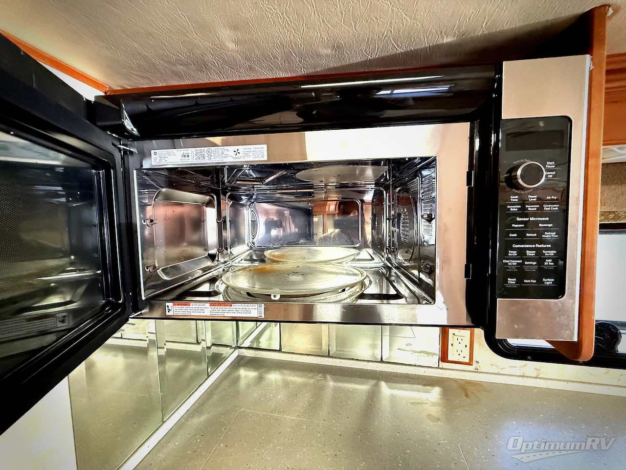 2005 Winnebago Vectra 40FD Photo 11