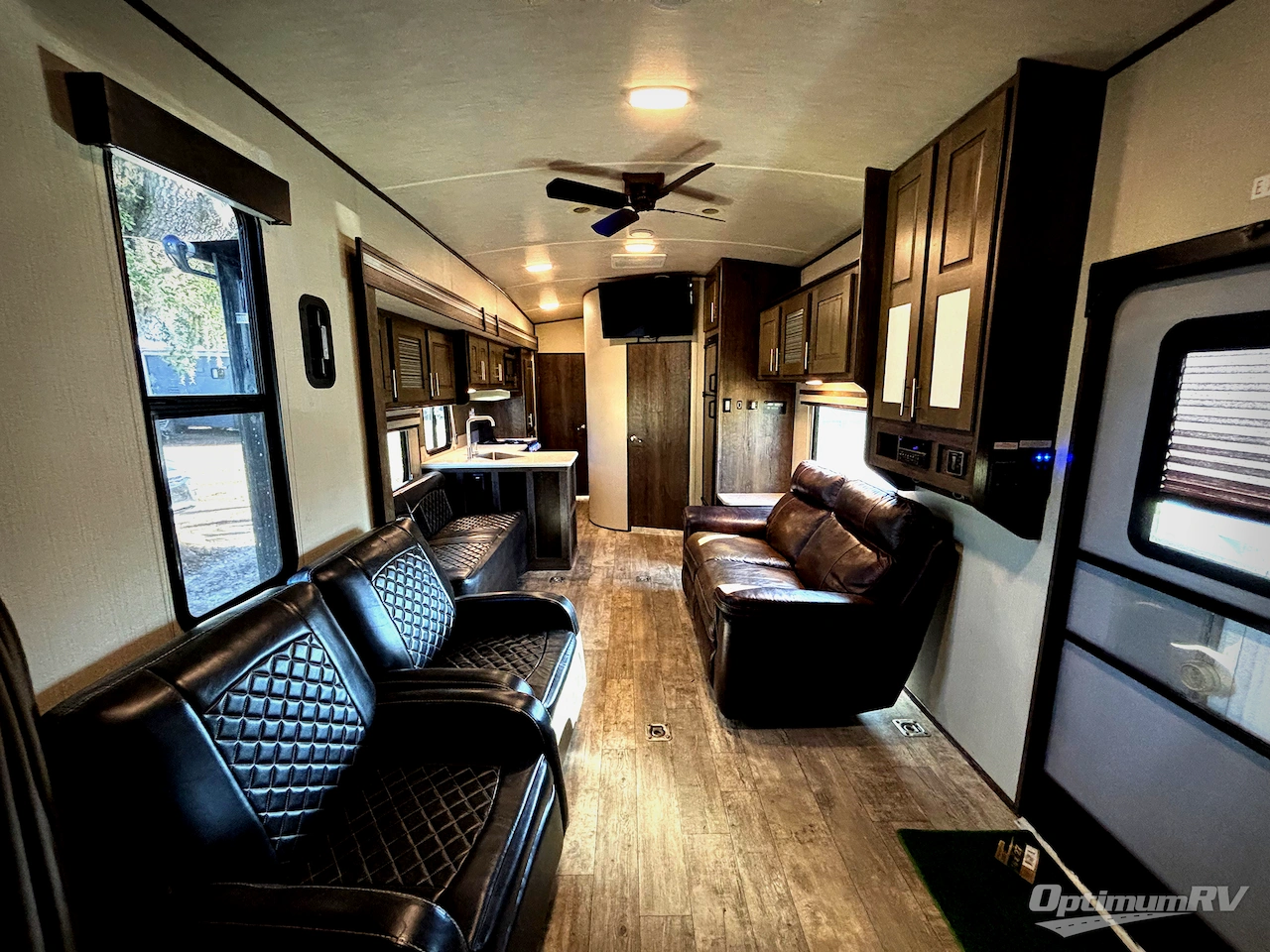 2018 Heartland Torque TQ T285 Photo 5