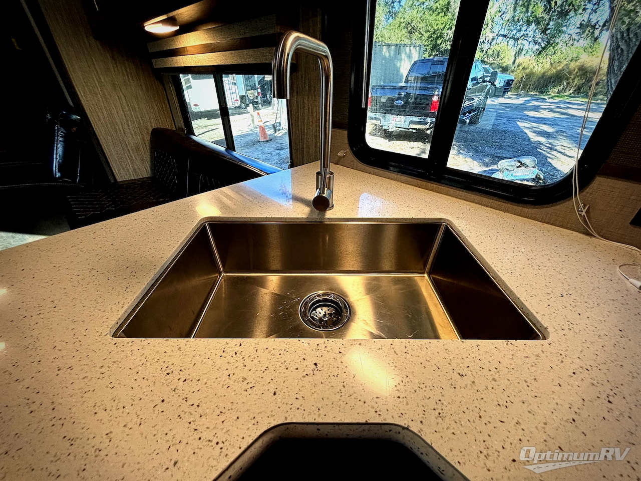 2018 Heartland Torque TQ T285 Photo 11