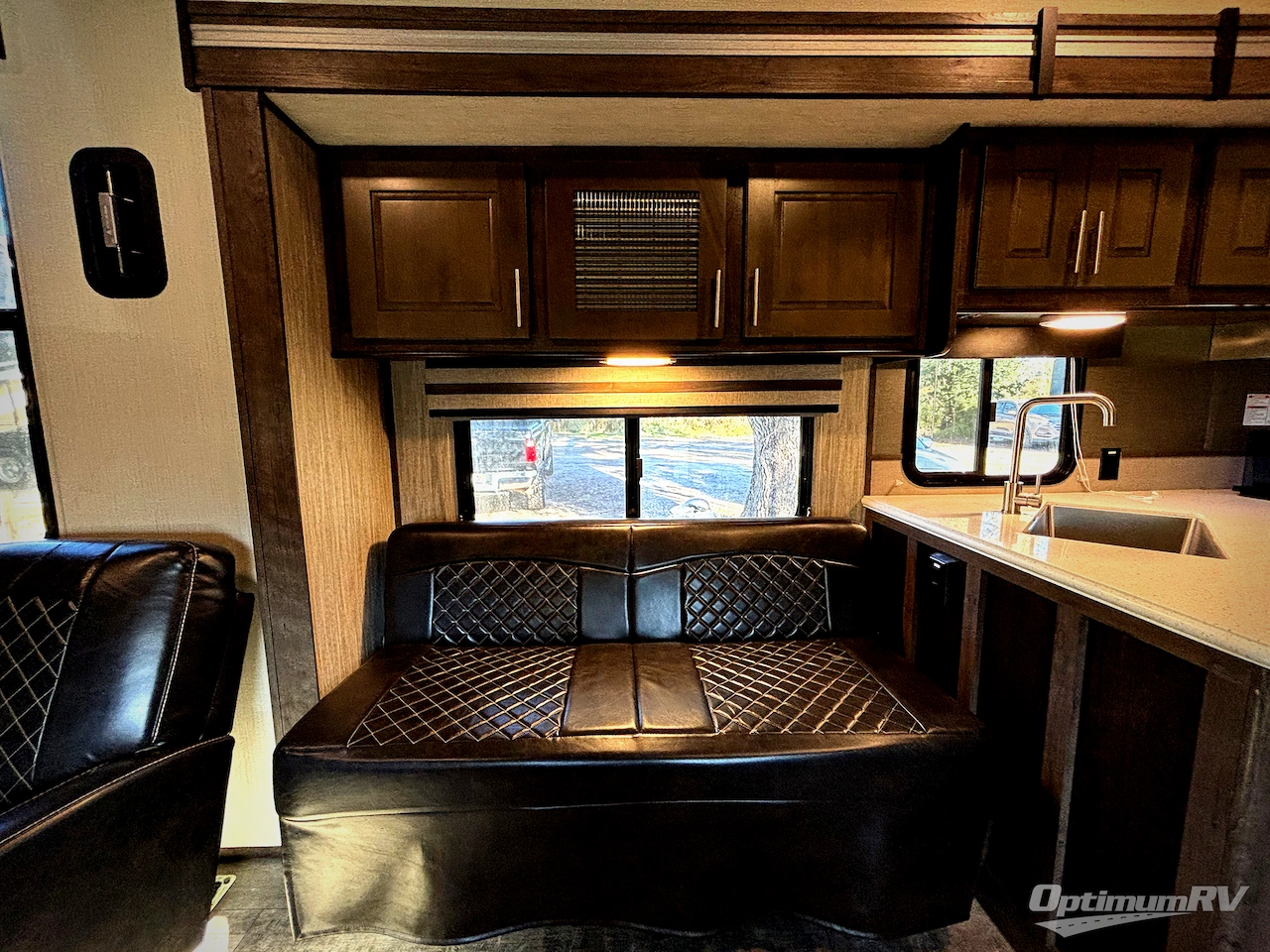 2018 Heartland Torque TQ T285 Photo 12