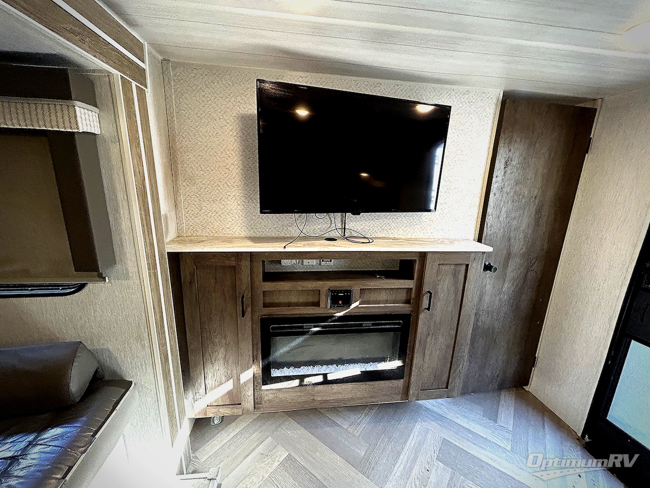 2022 Forest River Wildwood X-Lite 263BHXL Photo 9